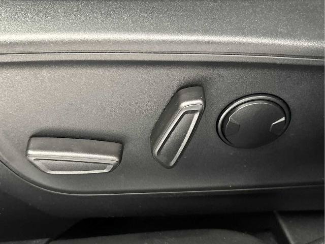 Certified 2025 Ford Escape ST-Line Elite w/ Premium Technology Package AWD/4WD image 34