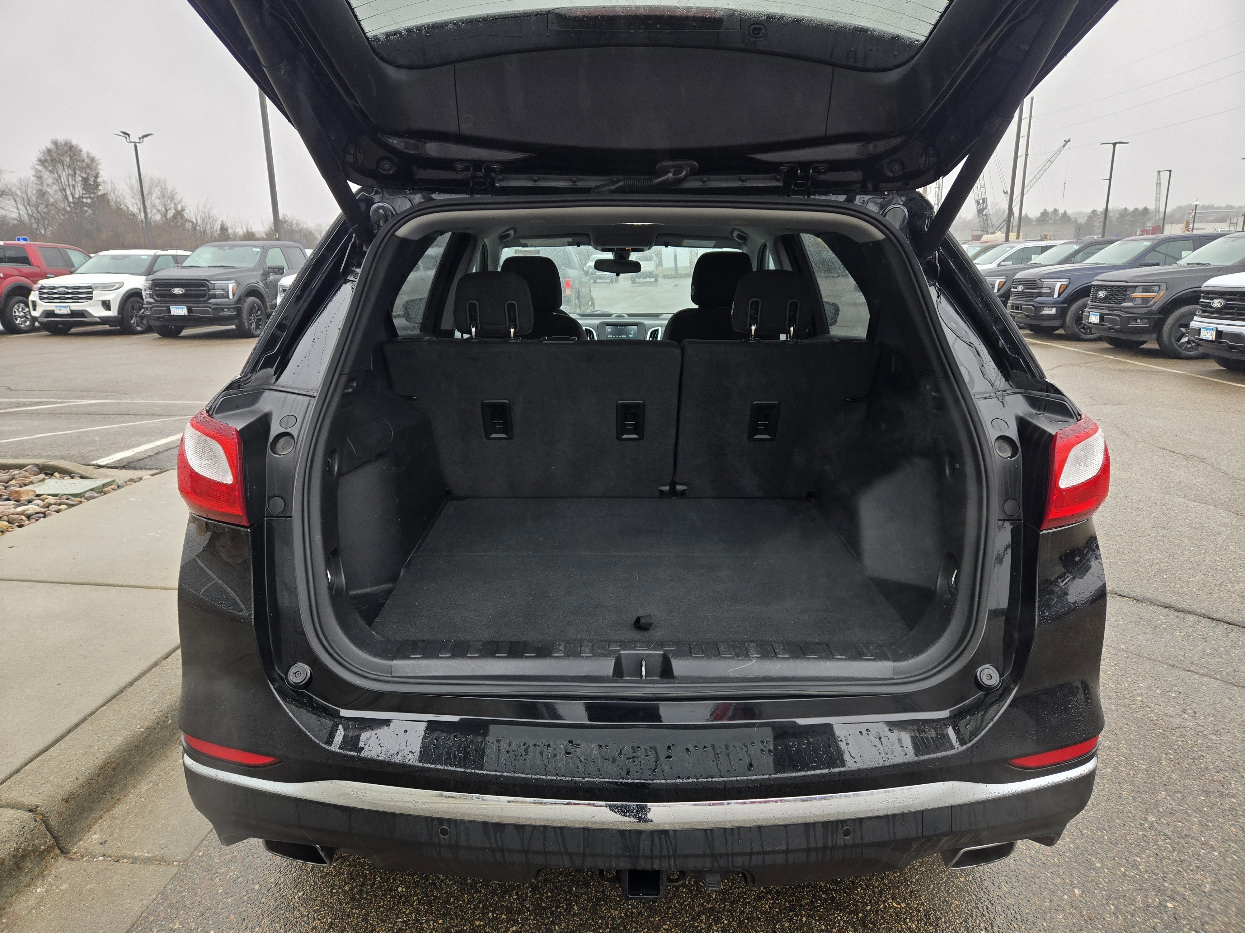 Used 2018 Chevrolet Equinox LT image 16