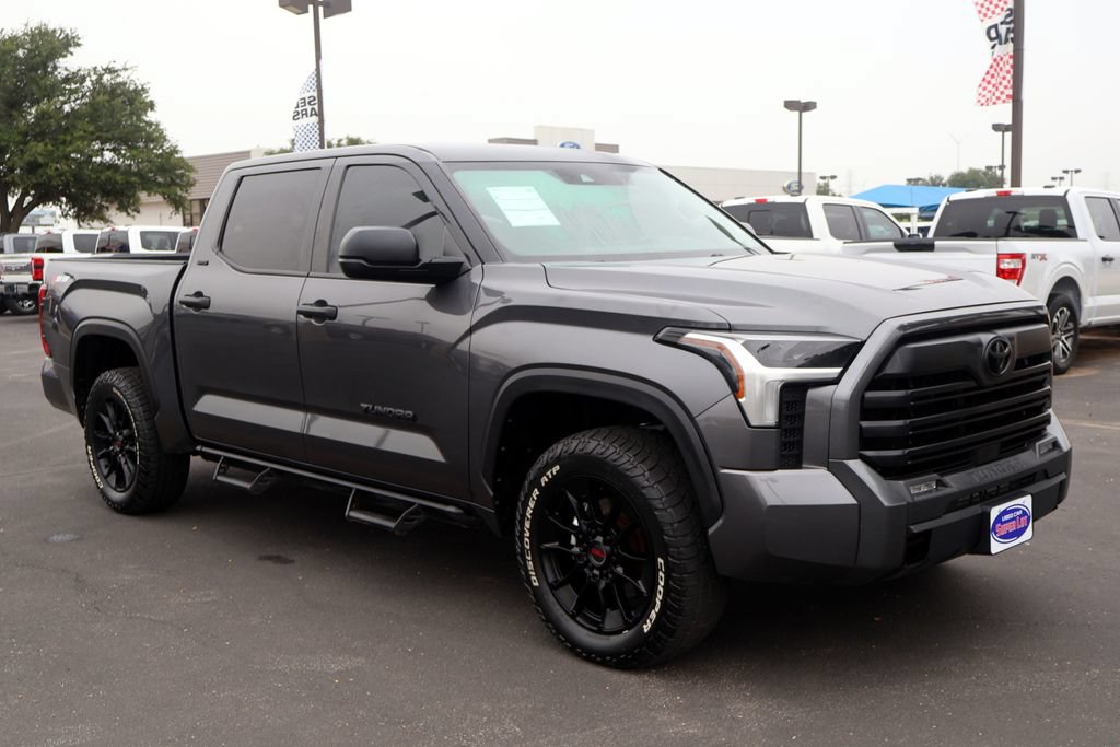 Used 2023 Toyota Tundra SR5 AWD/4WD image 13