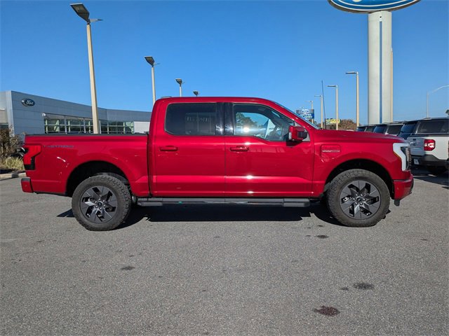 Certified 2022 Ford F150 Lightning Lariat w/ Tow Technology Package image 6