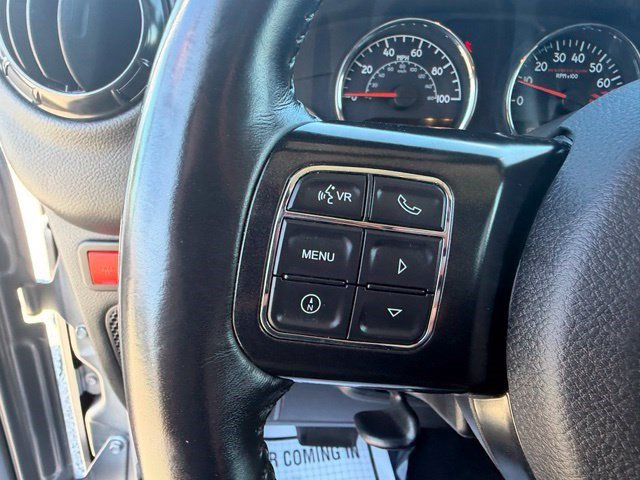 Used 2017 Jeep Wrangler Unlimited Rubicon AWD/4WD image 14