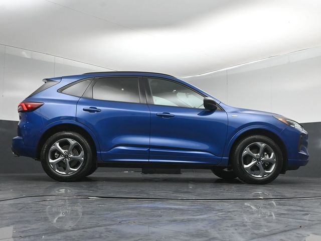 Certified 2023 Ford Escape ST-Line w/ Tech Pack #1 AWD/4WD image 40
