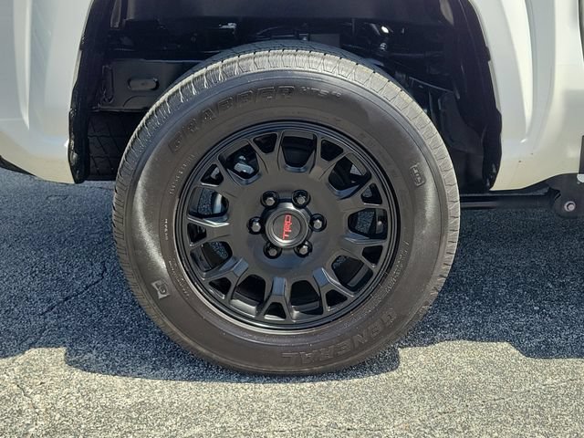 Used 2024 Toyota Tacoma SR5 RWD image 7