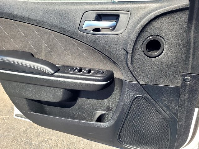 Used 2023 Dodge Charger SXT RWD image 14