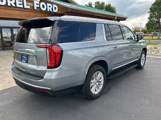 Used 2023 GMC Yukon XL SLT AWD/4WD image 8