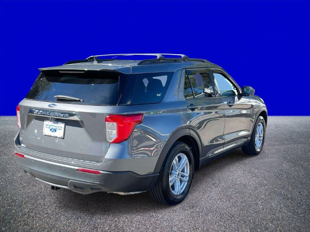 Certified 2023 Ford Explorer XLT RWD image 3