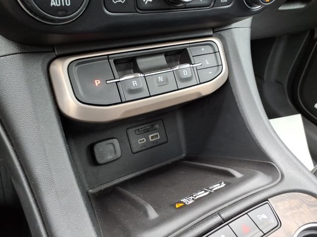 Used 2021 GMC Acadia Denali w/ Denali Technology Package AWD/4WD image 30