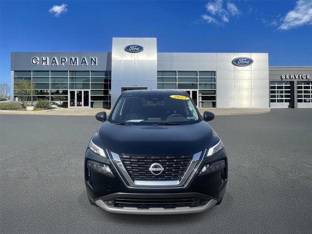 Used 2023 Nissan Rogue S image 2