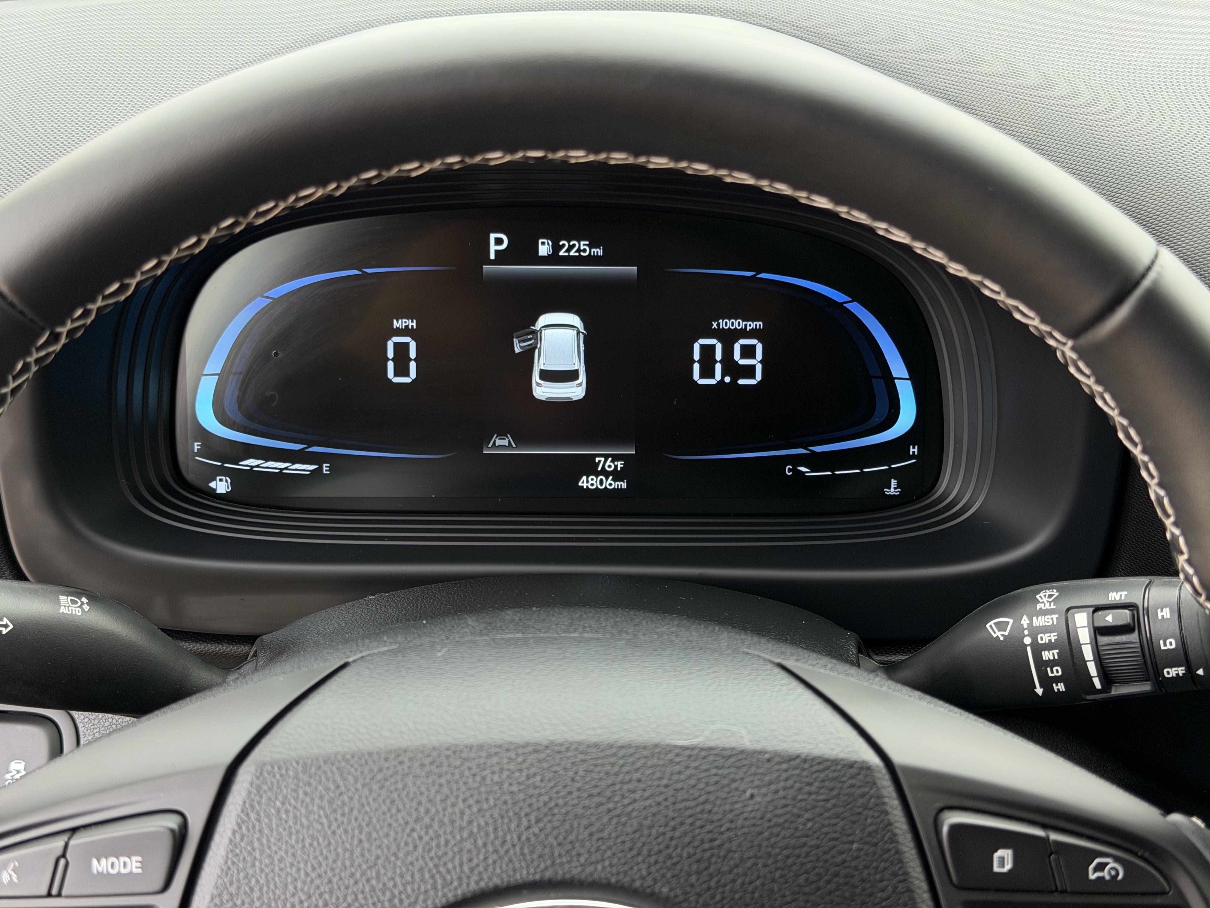Used 2024 Hyundai Kona SEL w/ Convenience Package FWD image 35