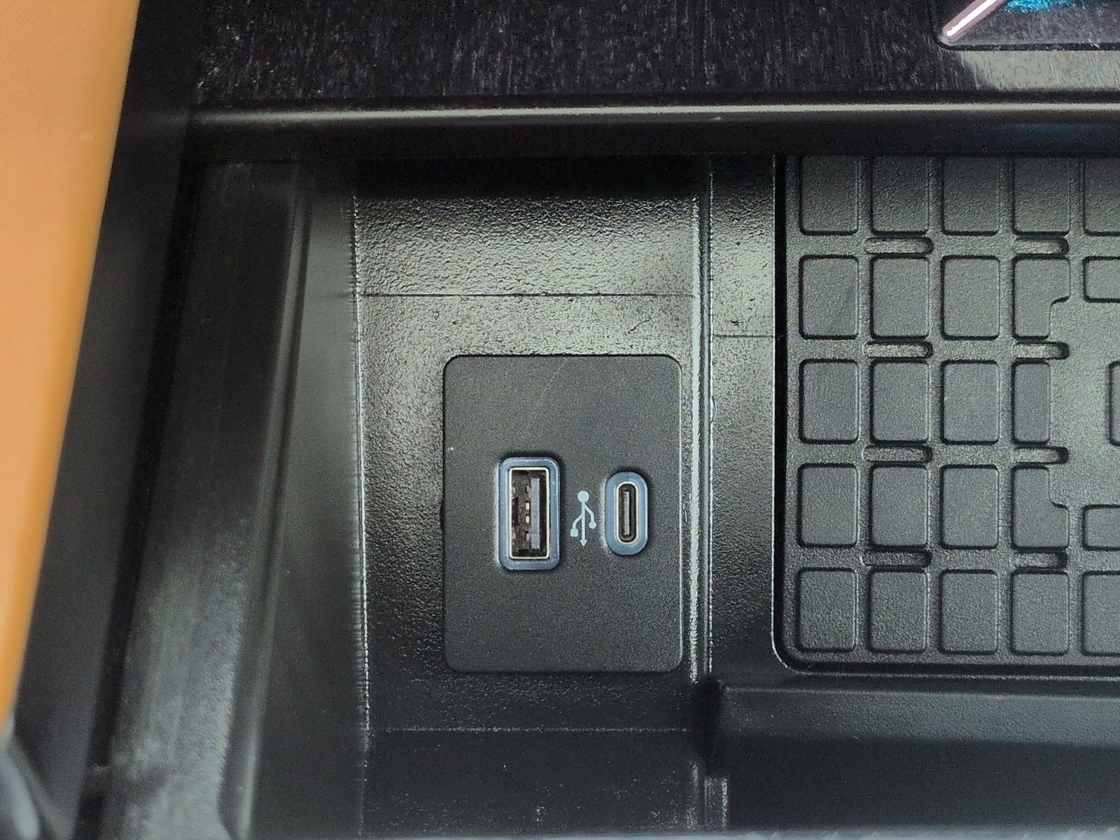 Certified 2022 Ford Expedition Max Platinum image 37