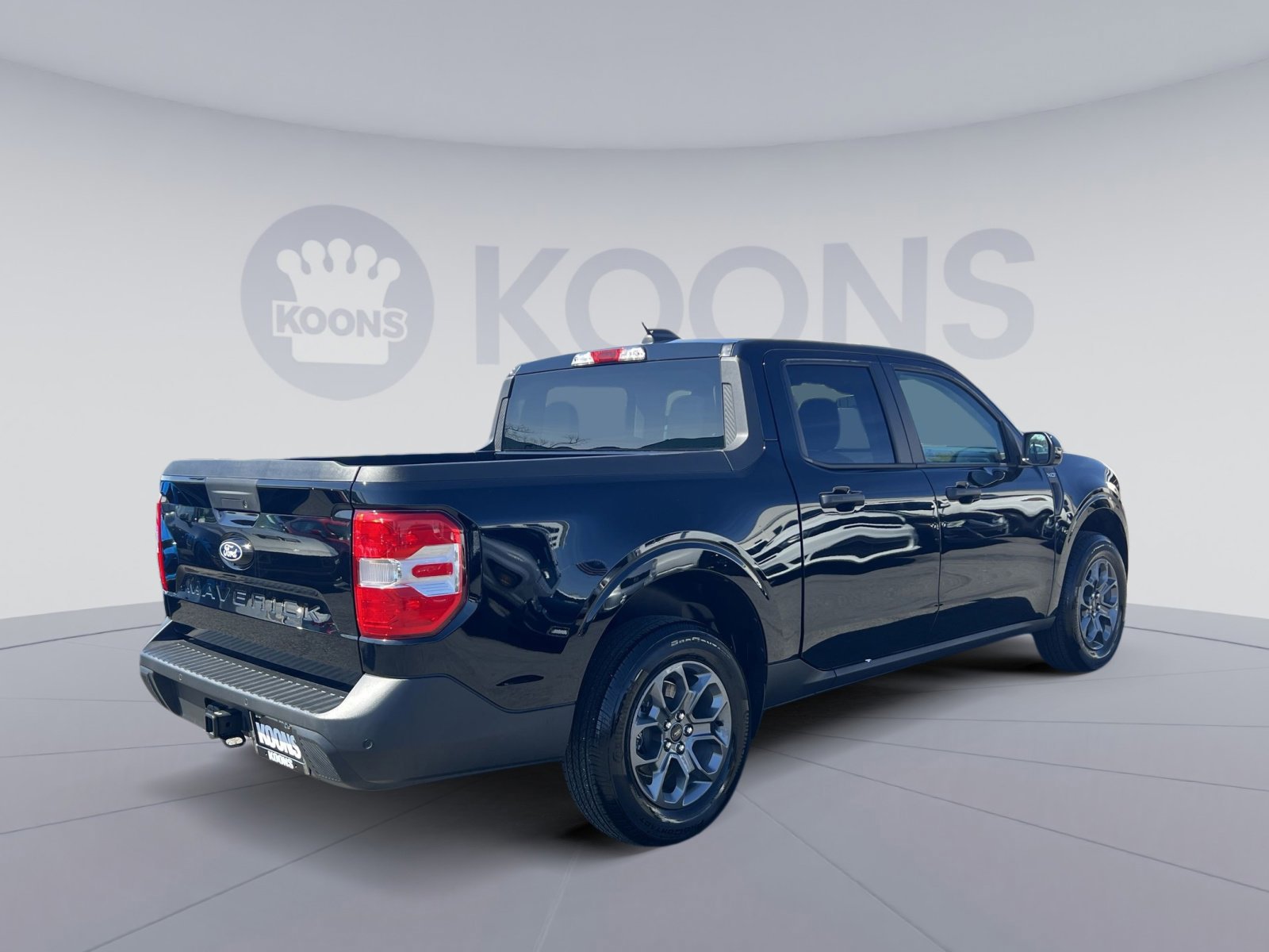 Certified 2025 Ford Maverick XLT w/ XLT Luxury Package image 5