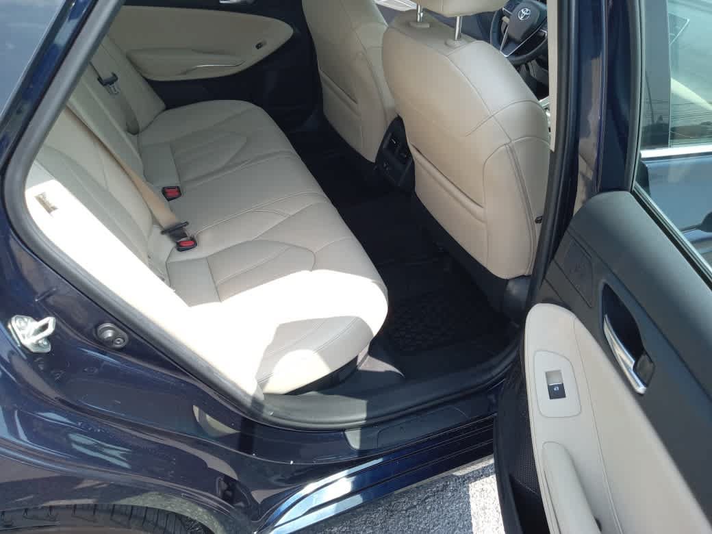 Used 2021 Toyota Avalon XLE FWD image 30