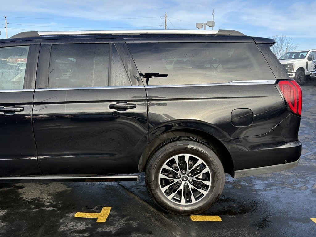 Certified 2025 Ford Expedition Max Platinum image 14