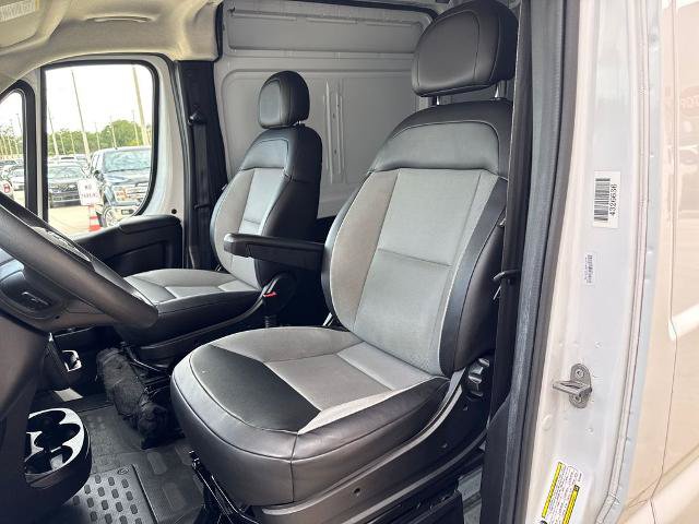 Used 2024 RAM ProMaster 2500 w/ Convenience Group FWD image 19