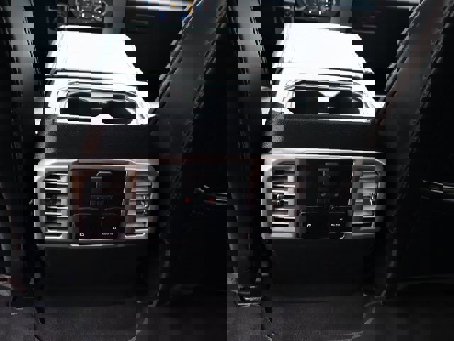 Certified 2020 Ford F450 Platinum w/ FX4 Off-Road Package image 15