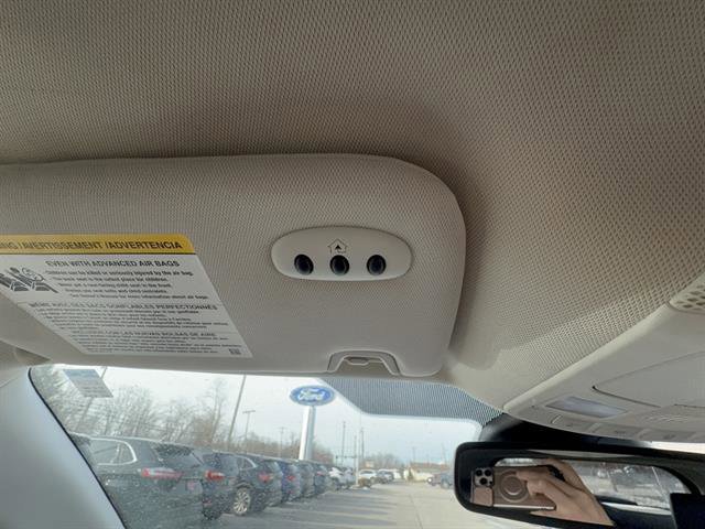 Certified 2022 Ford Edge SEL w/ Convenience Package image 21