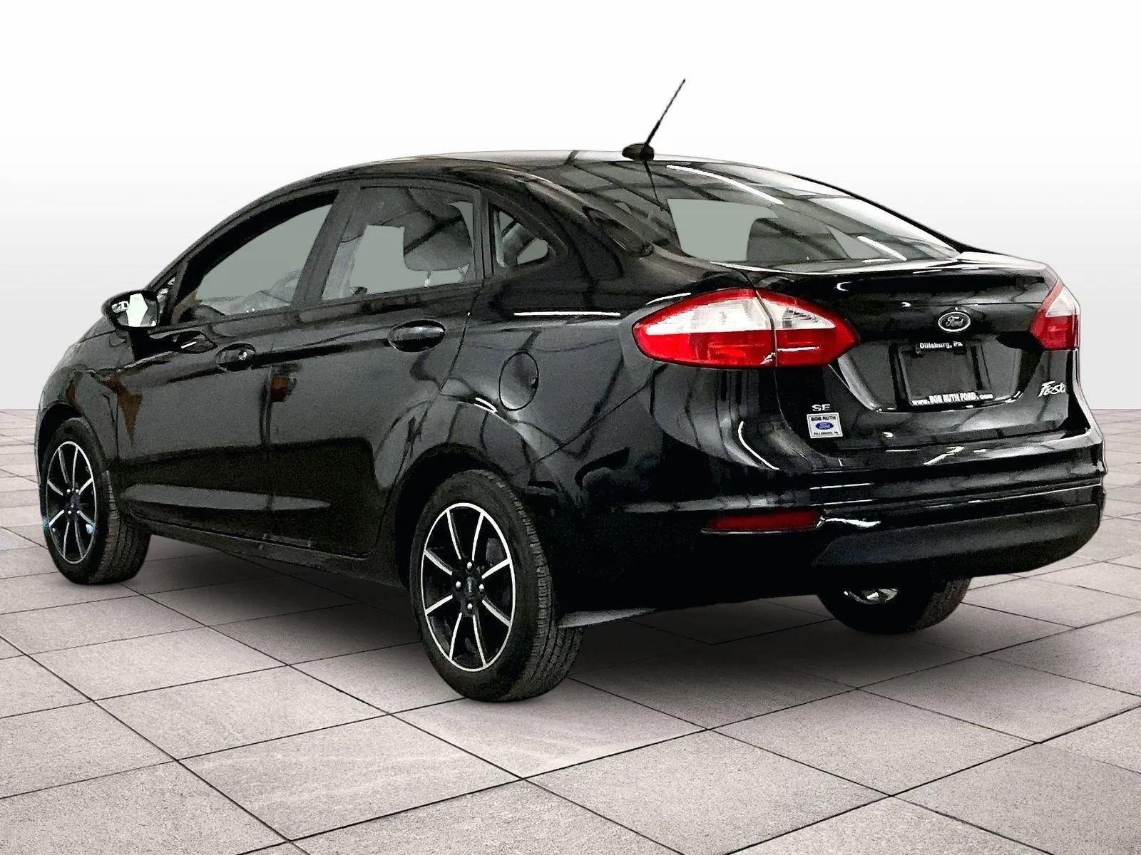 Certified 2019 Ford Fiesta SE image 10