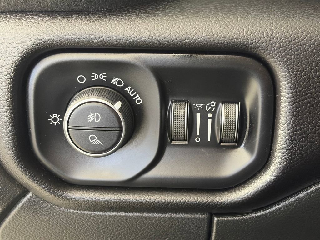 Used 2024 RAM 2500 Laramie w/ Safety Group image 25