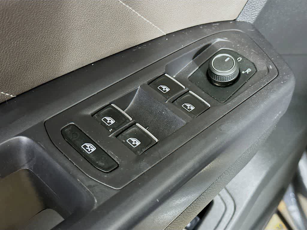 Used 2021 Volkswagen Atlas SE w/ Panoramic Sunroof Package FWD image 28