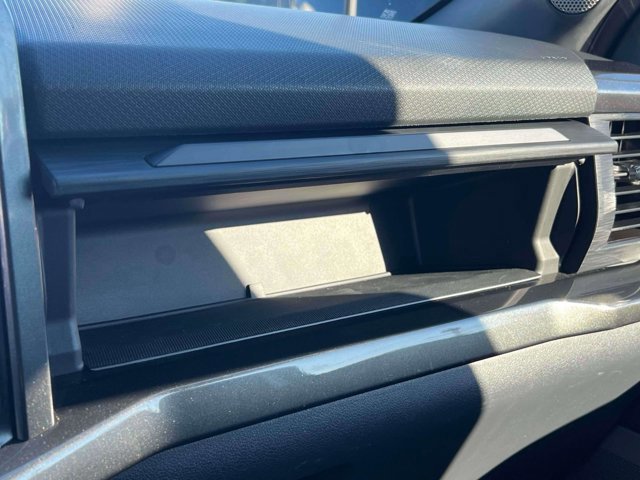 Certified 2022 Ford F150 XLT w/ Equipment Group 302A High image 32