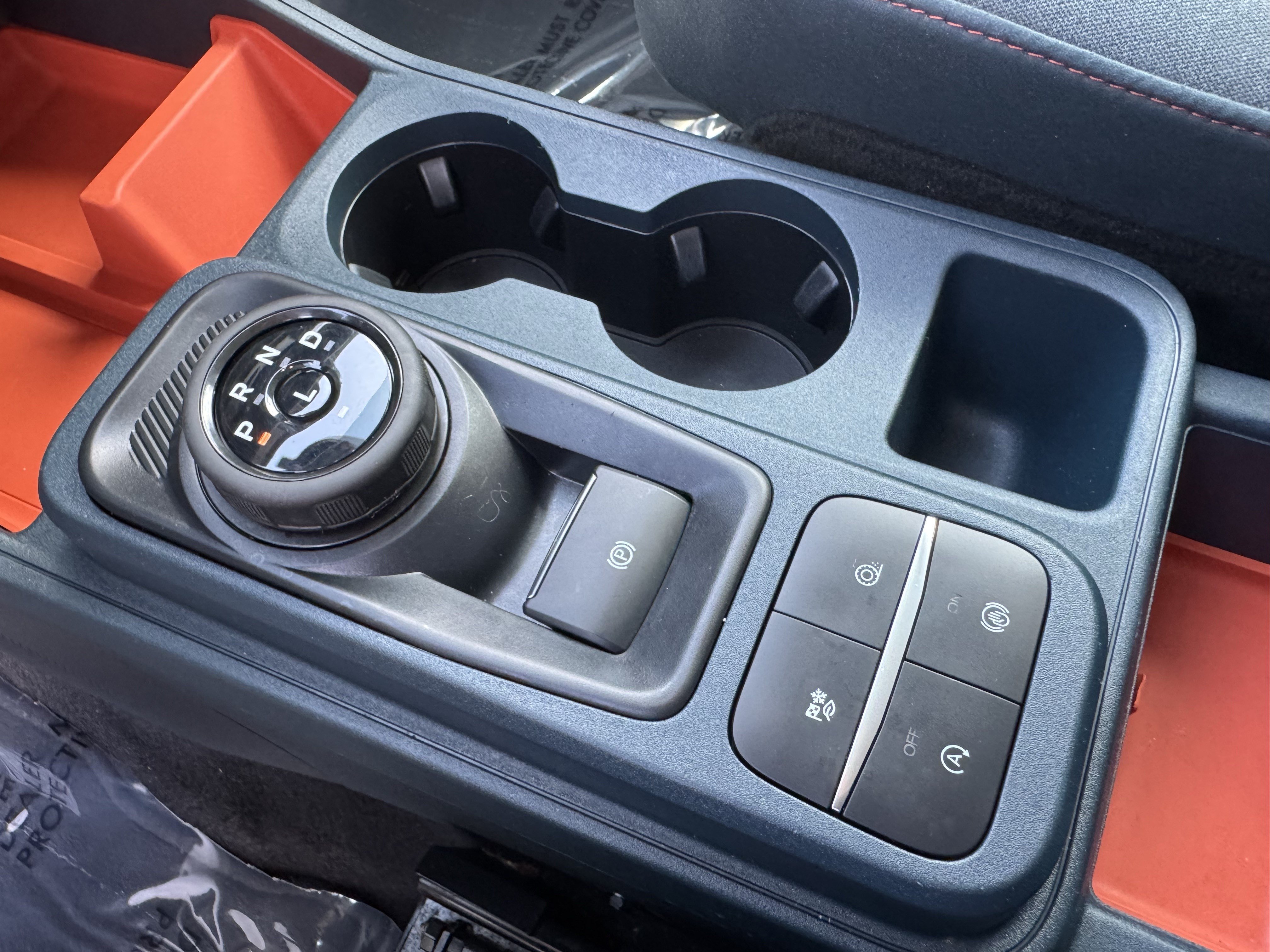Certified 2024 Ford Maverick XLT w/ XLT Luxury Package FWD image 30