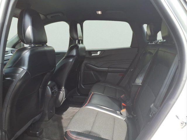 Certified 2024 Ford Escape ST-Line w/ Tech Pack #1 AWD/4WD image 9