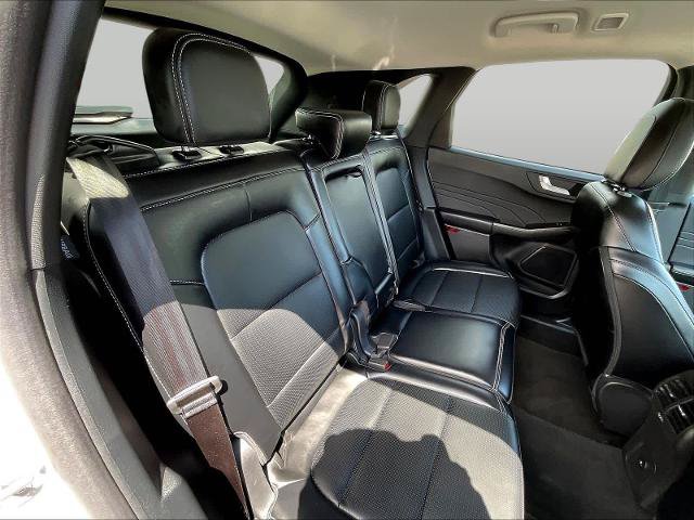 Certified 2025 Ford Escape Platinum AWD/4WD image 27