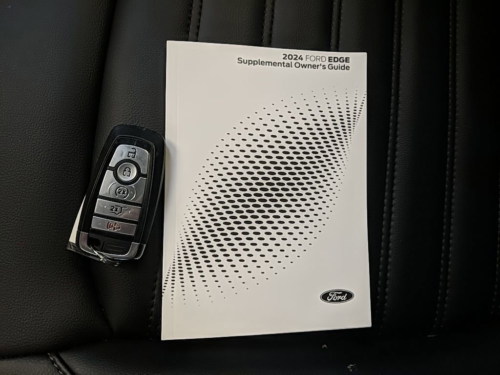 Certified 2024 Ford Edge SEL w/ Convenience Package image 29