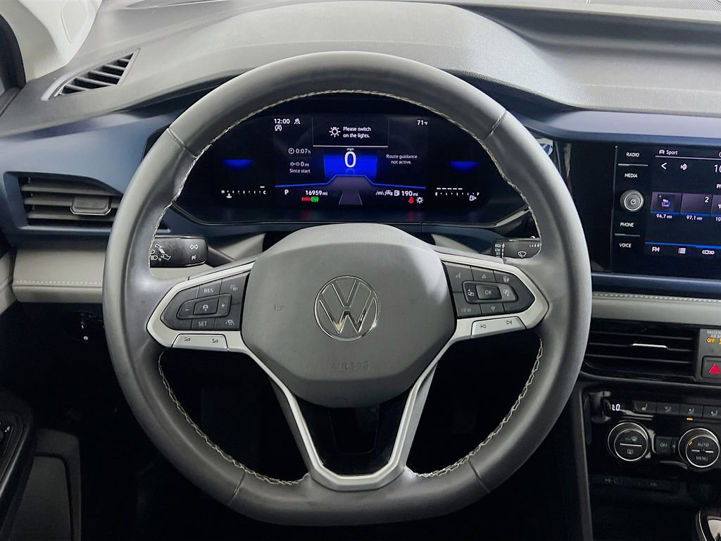 Used 2024 Volkswagen Taos SE w/ Panoramic Sunroof Package AWD/4WD image 14