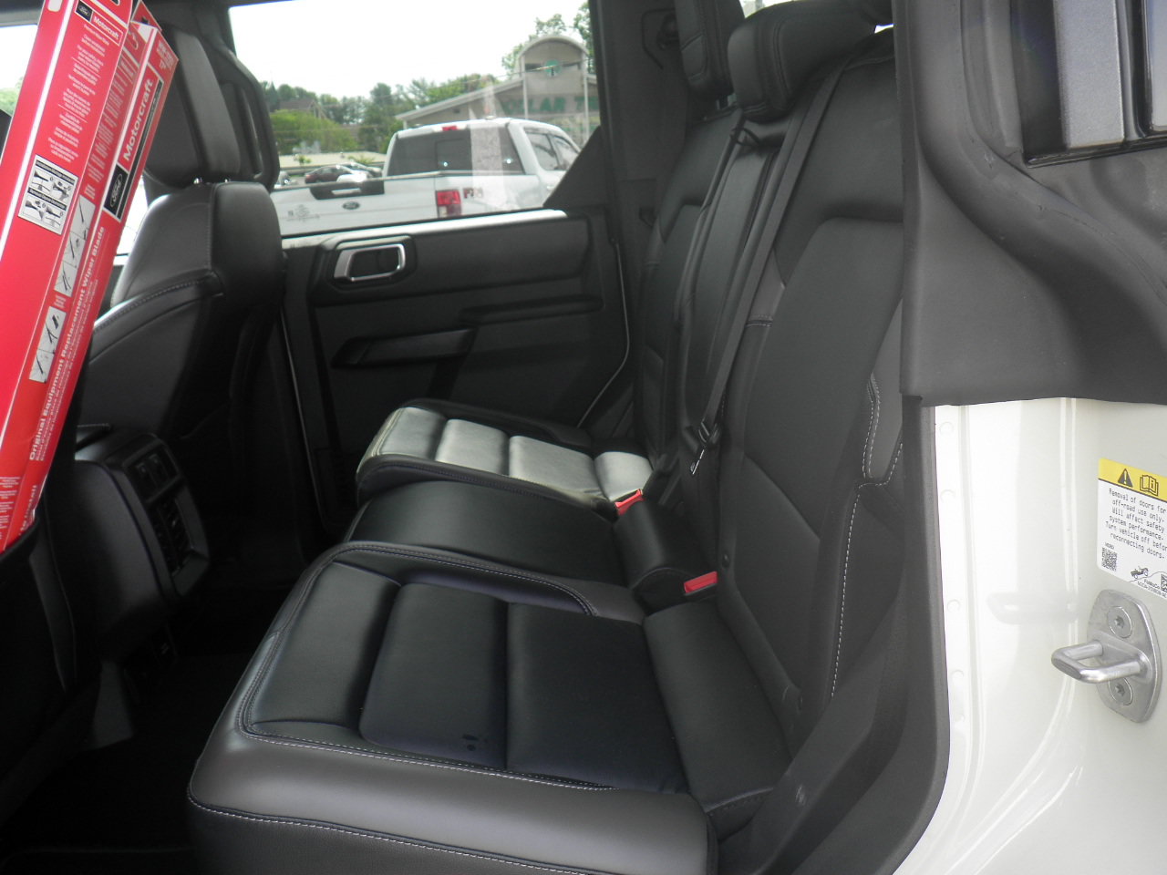 Certified 2025 Ford Bronco Outer Banks AWD/4WD image 17