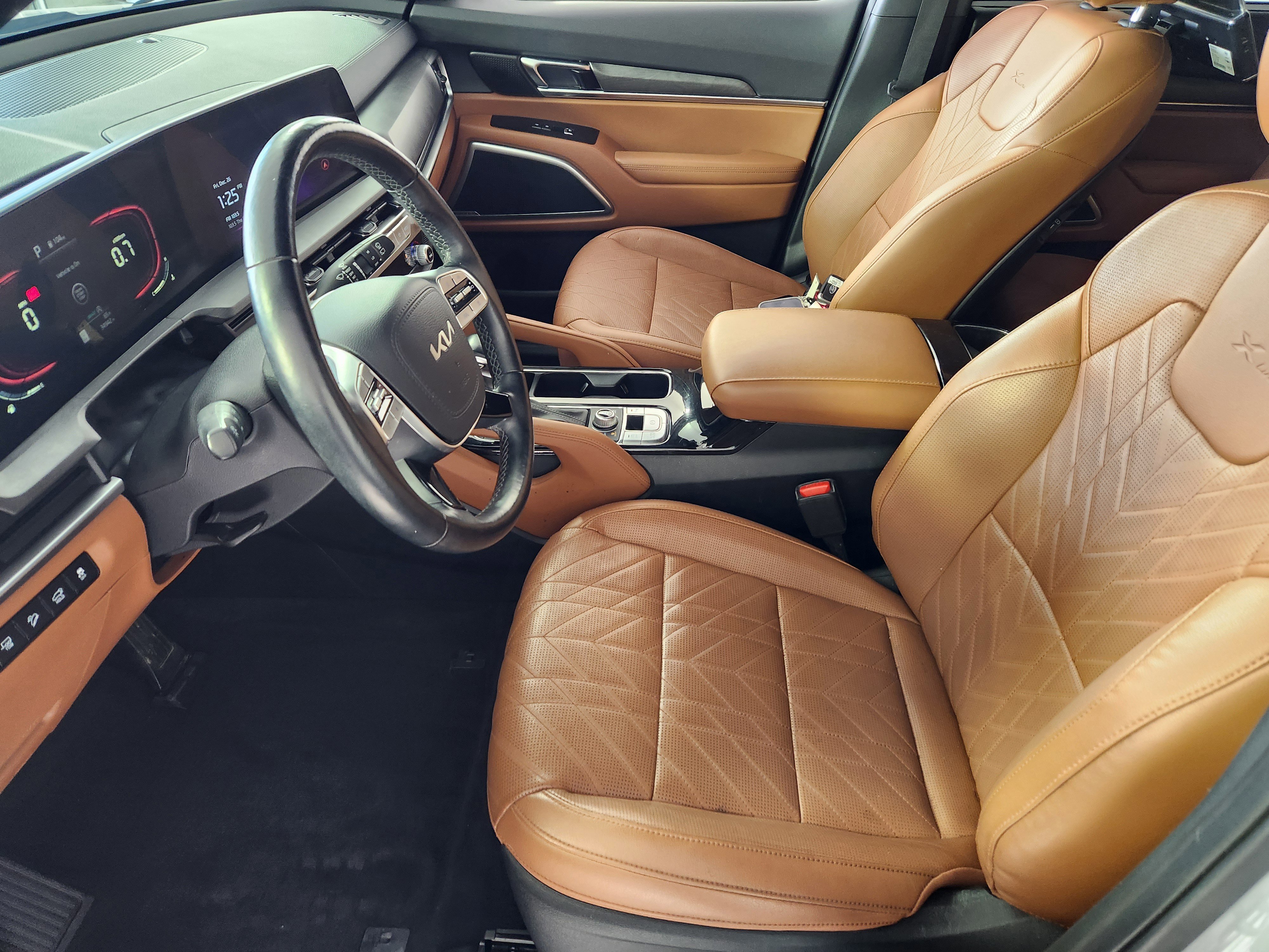 Used 2023 Kia Telluride EX X-Line image 11