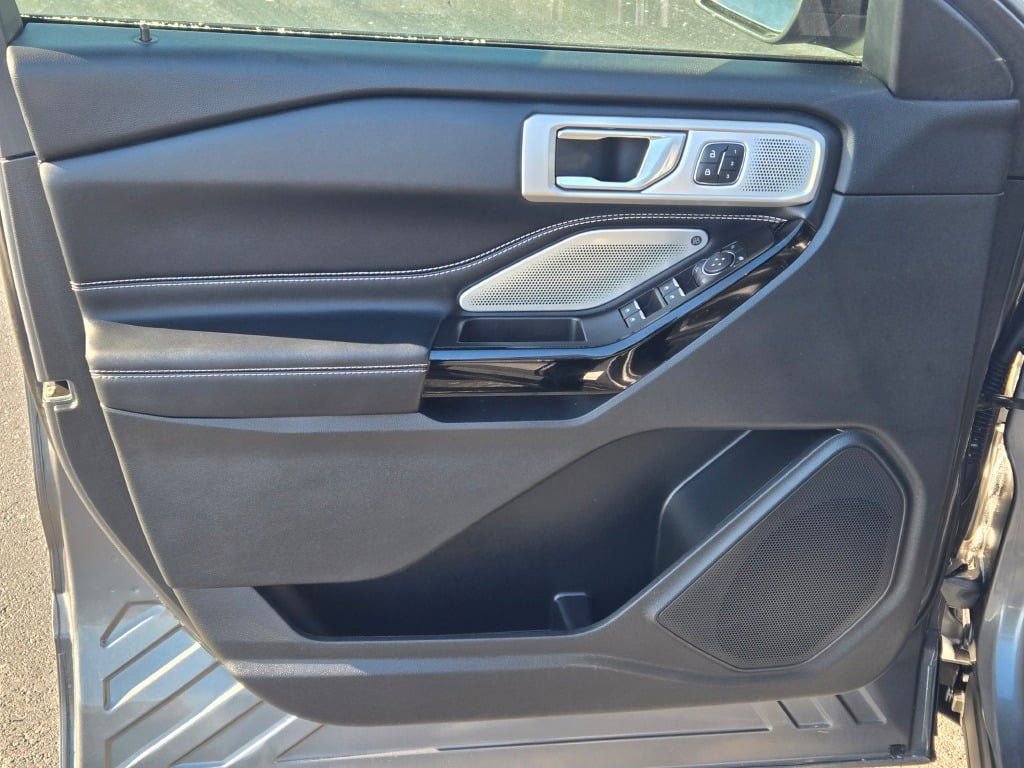 Certified 2022 Ford Explorer ST w/ Equipment Group 401A image 22