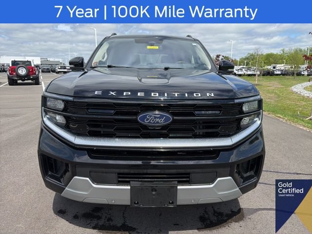 Certified 2025 Ford Expedition Platinum AWD/4WD image 4