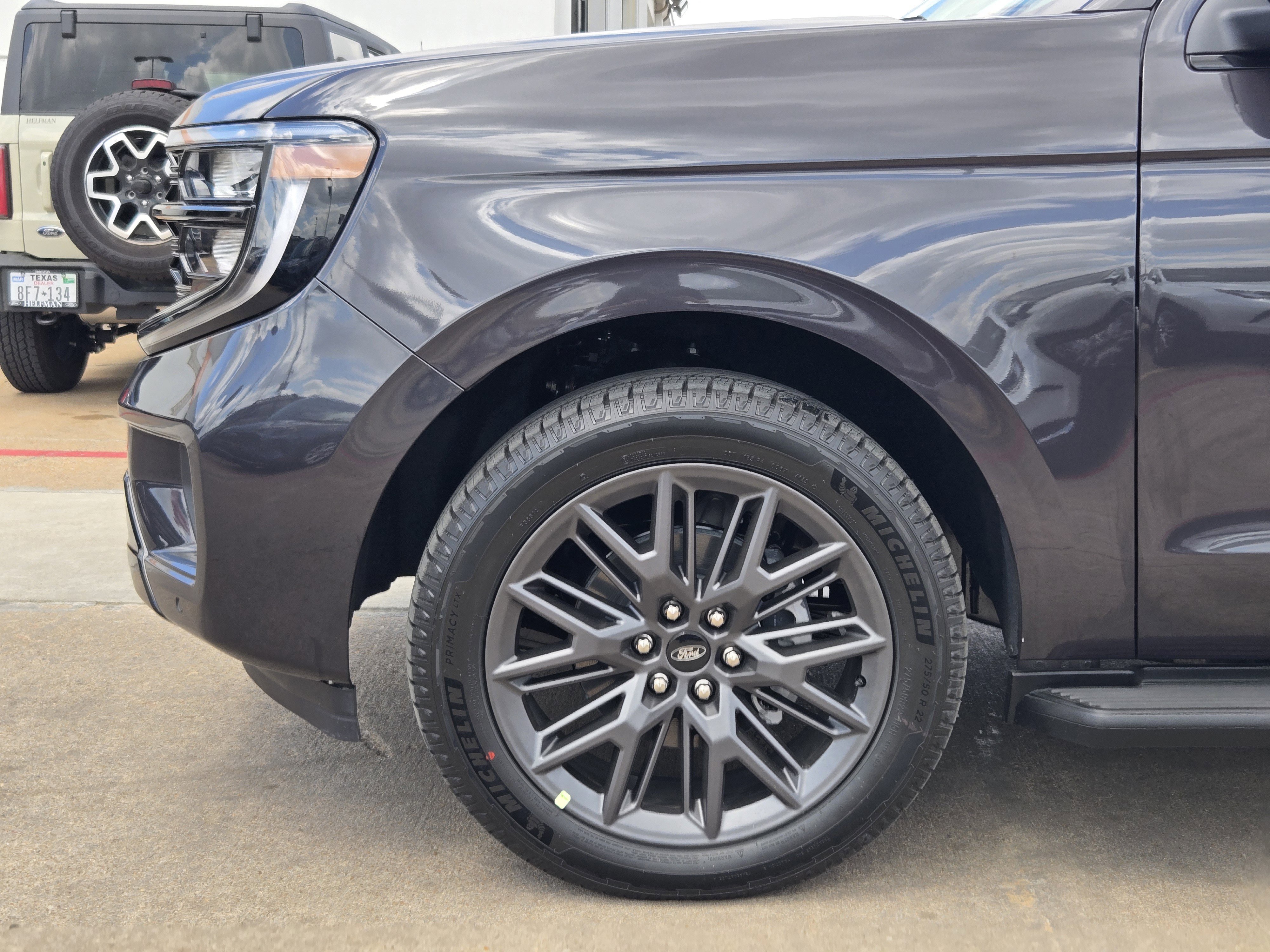 Certified 2026 Ford Expedition Max Platinum w/ Stealth Appearance Package AWD/4WD image 5
