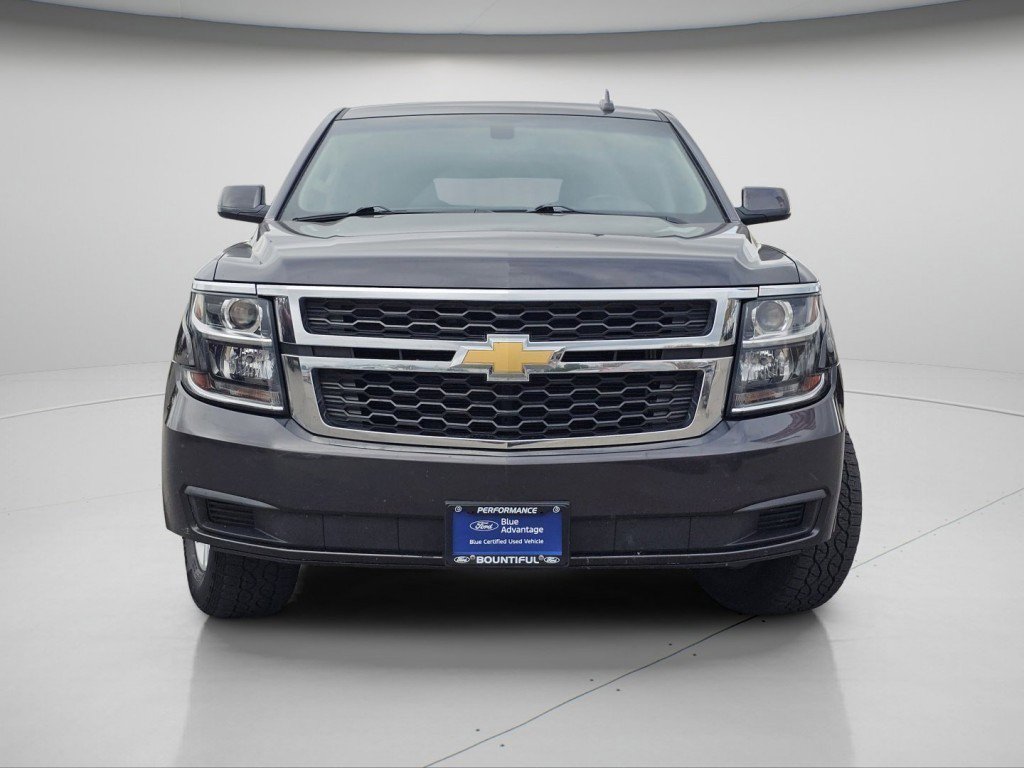 Used 2017 Chevrolet Suburban LS image 3