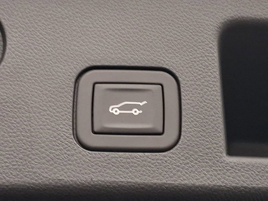 Used 2026 Chevrolet Equinox RS w/ Convenience Package III image 30