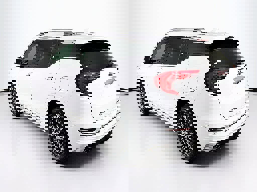 Used 2019 GMC Terrain Denali w/ Driver Alert Package II image 3