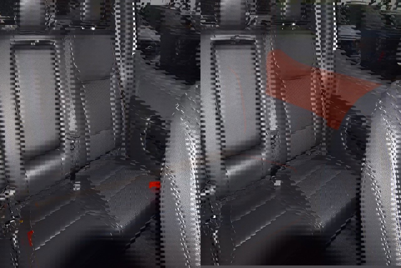 Certified 2023 Ford F150 Lariat w/ Equipment Group 502A High image 23