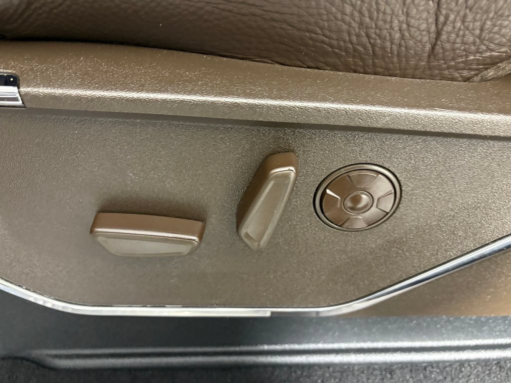 Certified 2025 Ford F350 King Ranch AWD/4WD image 15