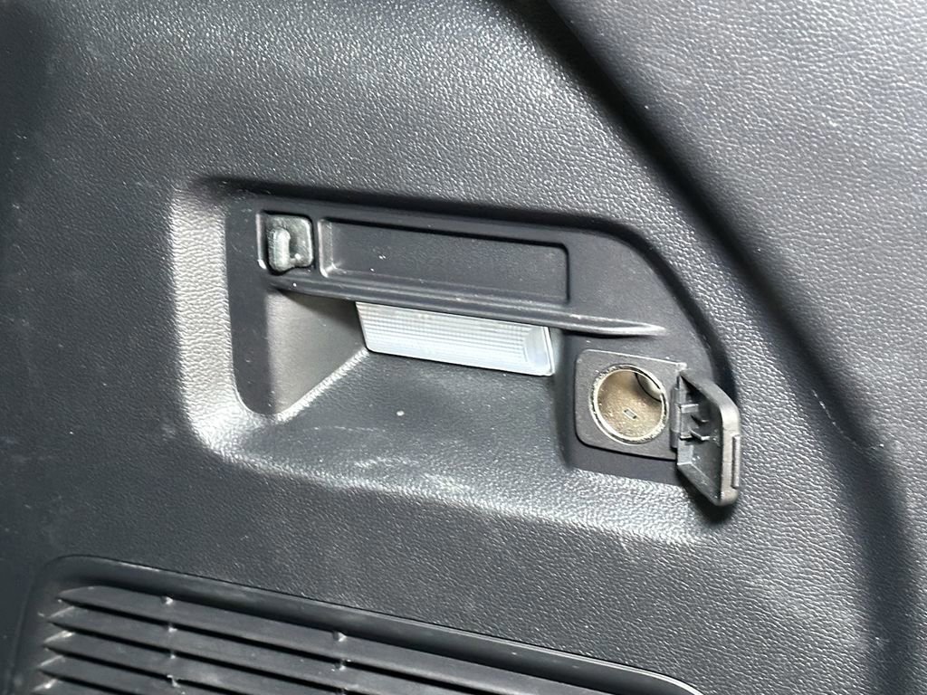 Certified 2022 Ford Explorer XLT image 21