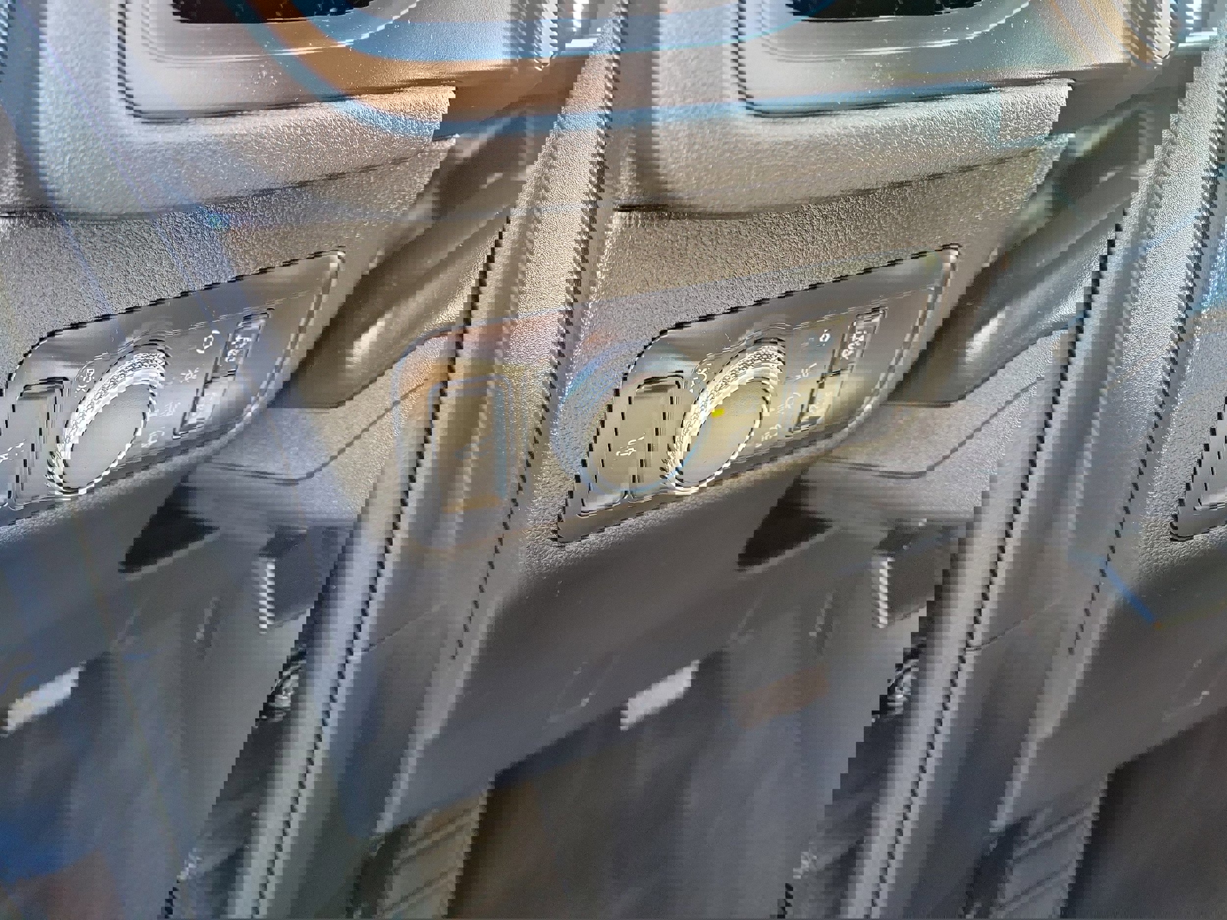 Certified 2022 Ford Escape SE w/ Convenience Package image 22