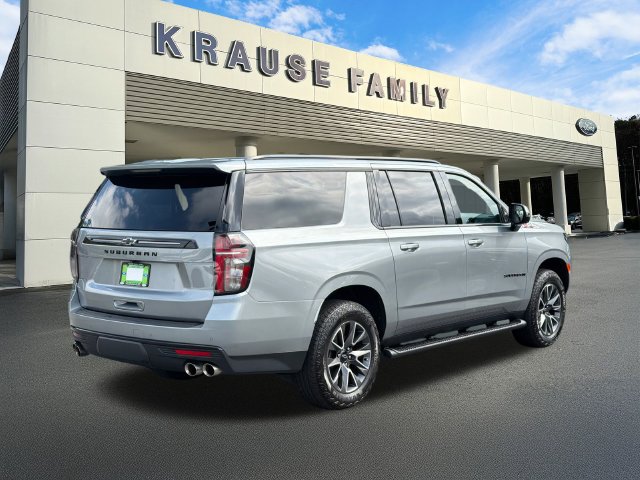 Used 2023 Chevrolet Suburban Z71 w/ Z71 Off-Road Package AWD/4WD image 8
