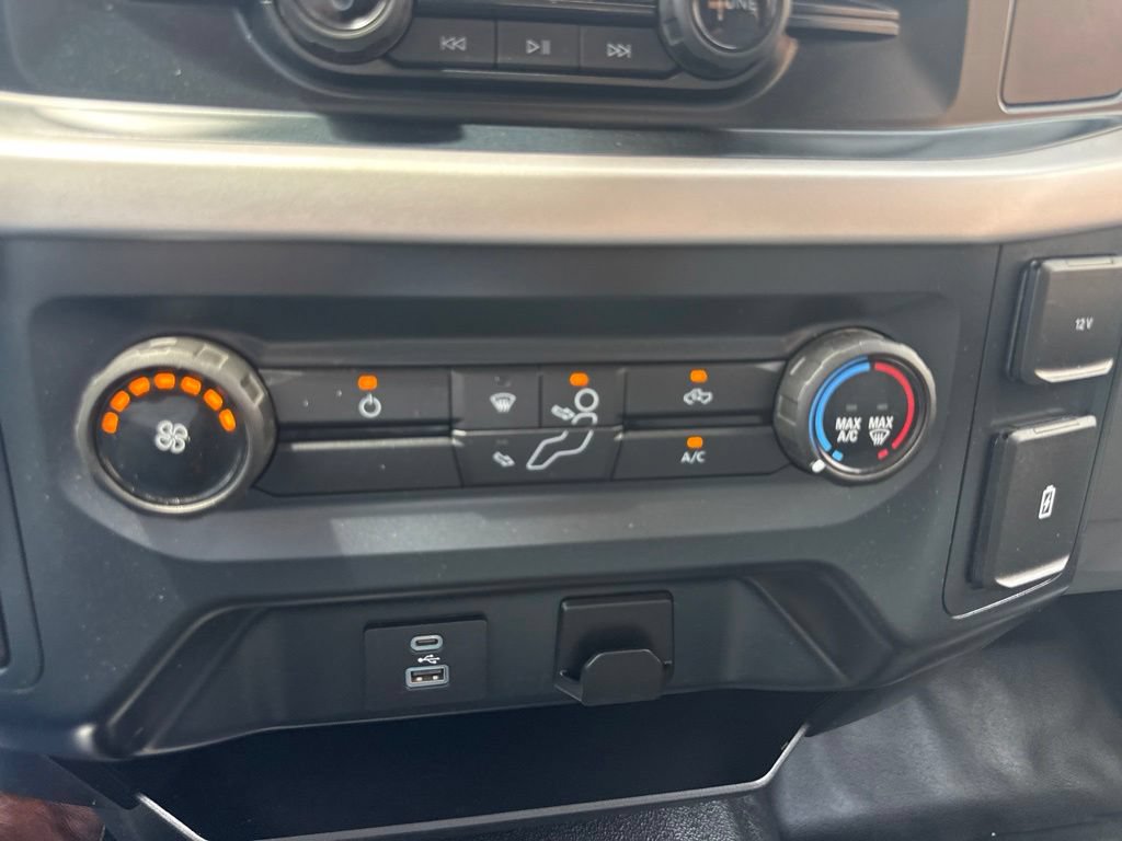 Certified 2022 Ford F150 XL RWD image 16