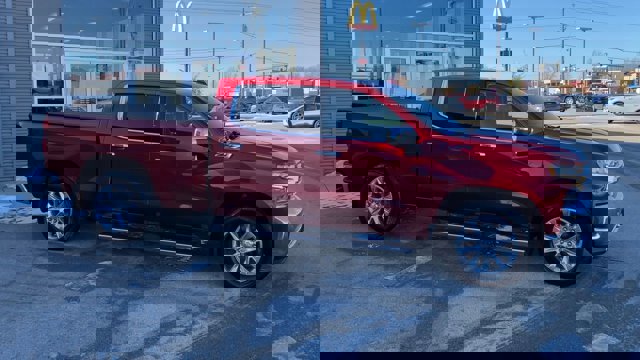 Used 2022 Chevrolet Silverado 1500 LTZ w/ LTZ Premium Package image 3