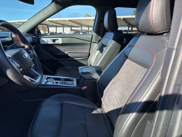 Certified 2022 Ford Explorer ST-Line image 11