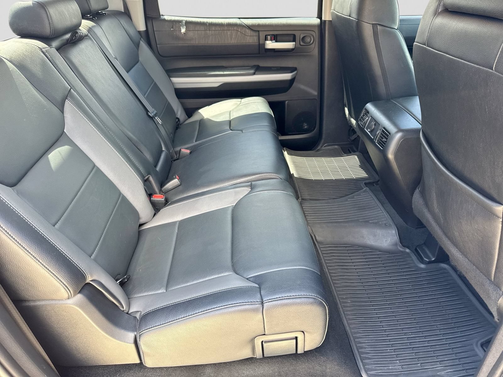 Used 2019 Toyota Tundra Limited w/ Limited Premium Package AWD/4WD image 26