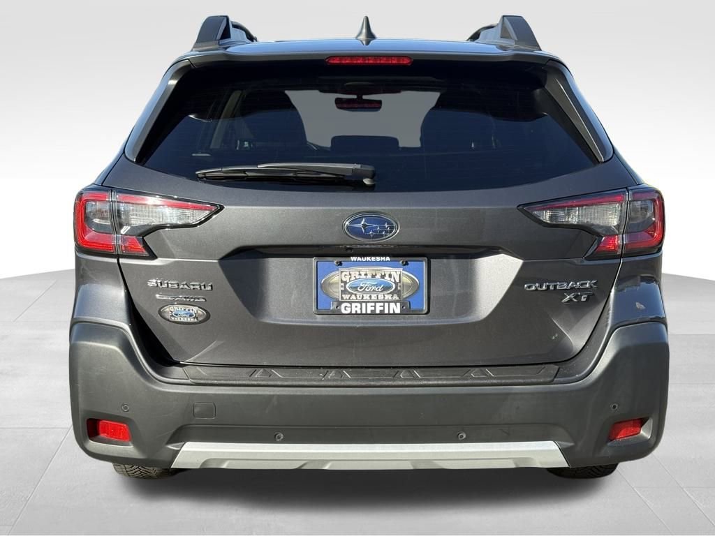 Used 2023 Subaru Outback Limited XT image 3