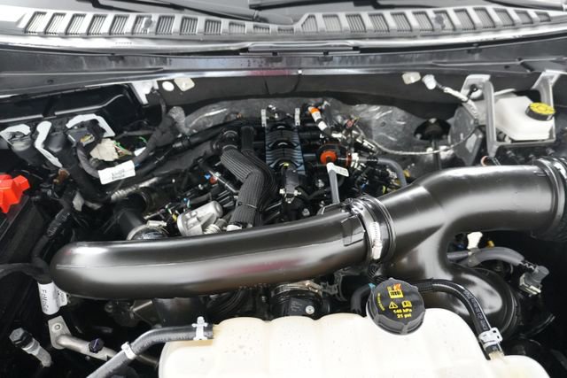 Certified 2025 Ford Expedition Active image 34