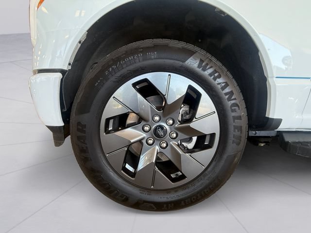 Certified 2025 Ford F150 Lightning Flash AWD/4WD image 9