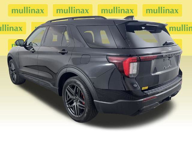 Certified 2025 Ford Explorer ST-Line w/ Premium Package image 3